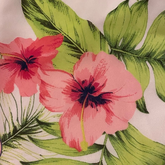 Girls dress - Picture 3 of 4